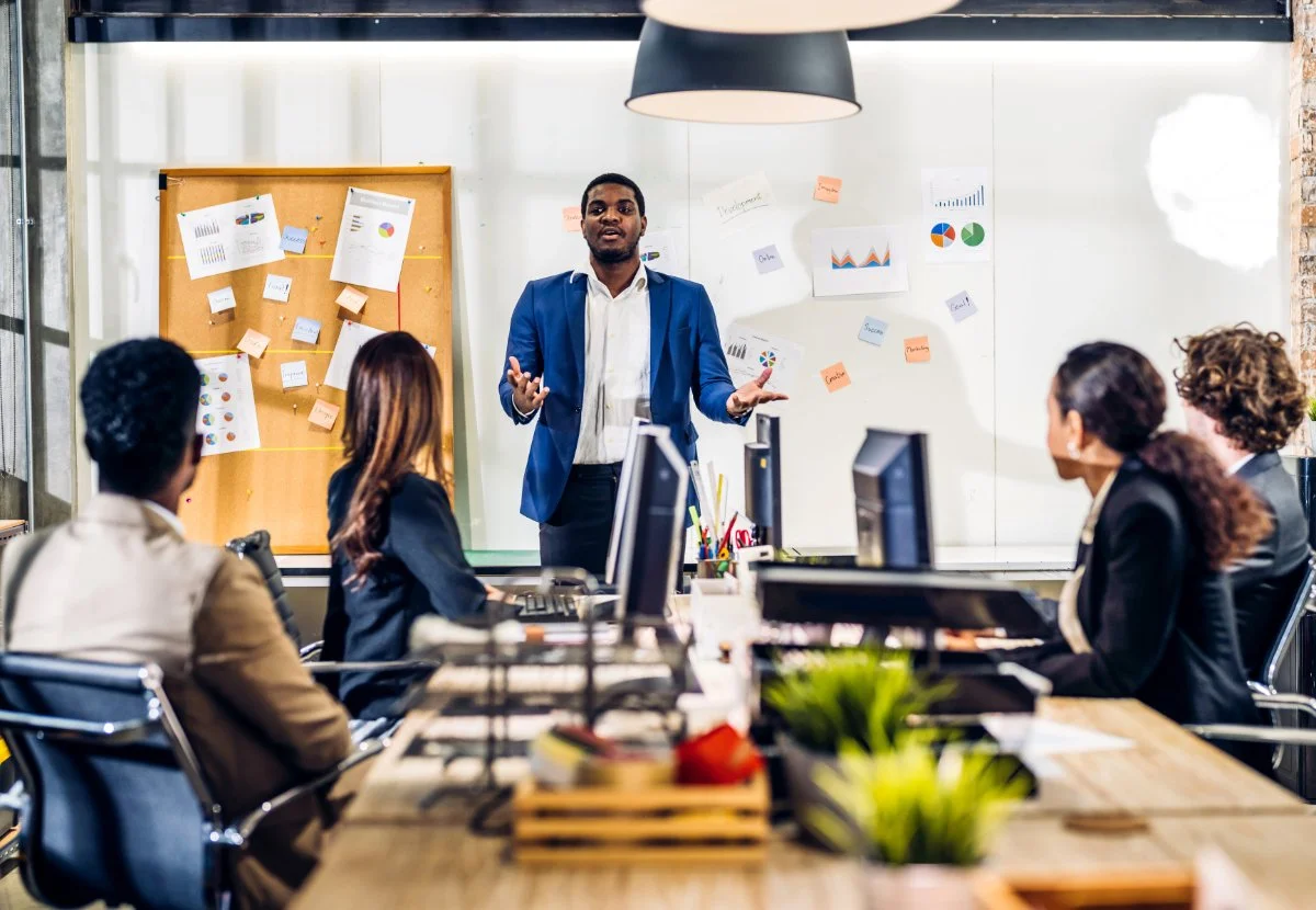 🧑‍🏫 Formateur & 🧠 Consultant
